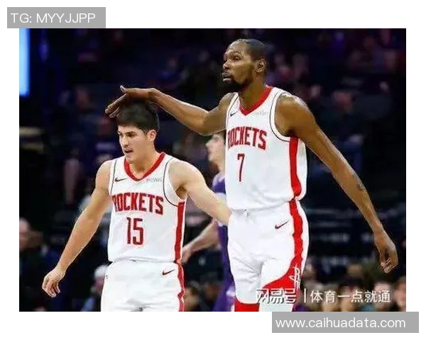 2008年火箭与骑士精彩对决回顾央视直播盛况与球星表现分析